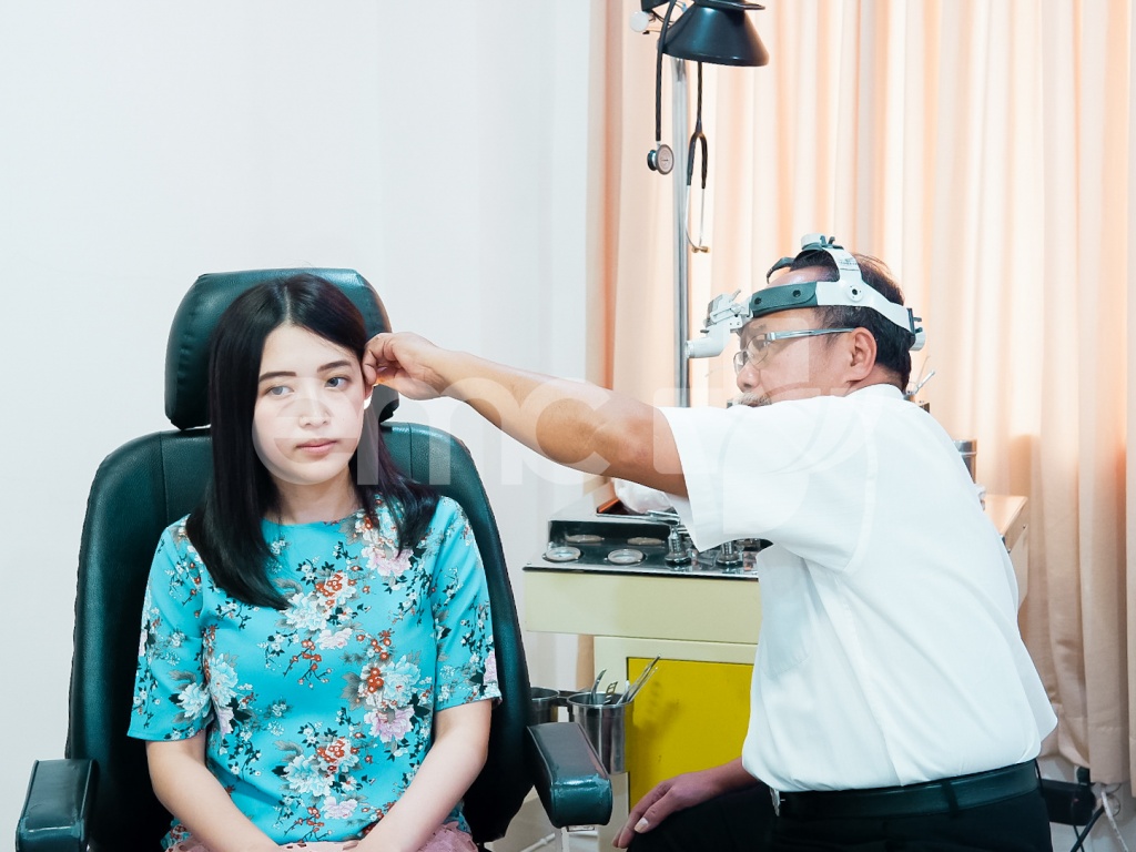 RS EMC Spesialis Telinga Hidung dan Tenggorokan Elang RS EMC Spesialis Telinga Hidung dan Tenggorokan Elang