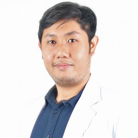 dr. Robby Pratomo Putra. Sp.PD