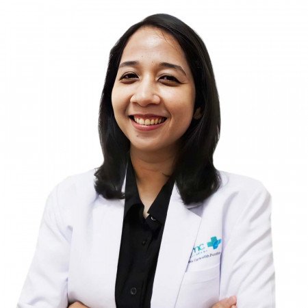 dr. Elsie Dyana Pretty Stephanie, Sp.KFR