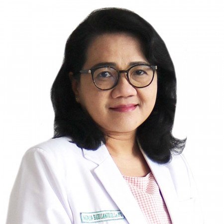 dr. Natalia Budisantoso, Sp.PD, FINASIM